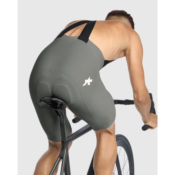 Kép 11/12 - ASSOS 1/3 EQUIPE R S11 kantáros rövidnadrág