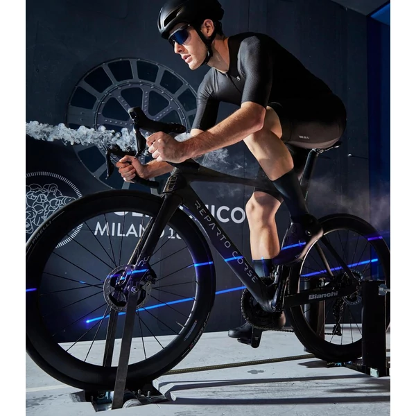 Kép 4/8 - BIANCHI OLTRE COMP Ultegra Di2 12sp kerékpár (2026)
