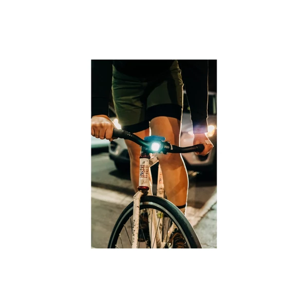 Kép 7/11 - KNOG BLINDER MINI SQUARE TWINPACK lámpaszett