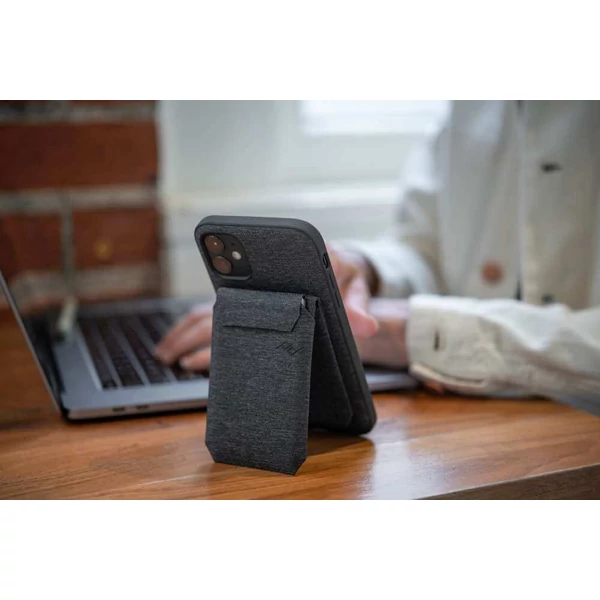 Kép 8/15 - PEAK DESIGN MOBILE WALLET STAND Charcoal tárca kiegészítő
