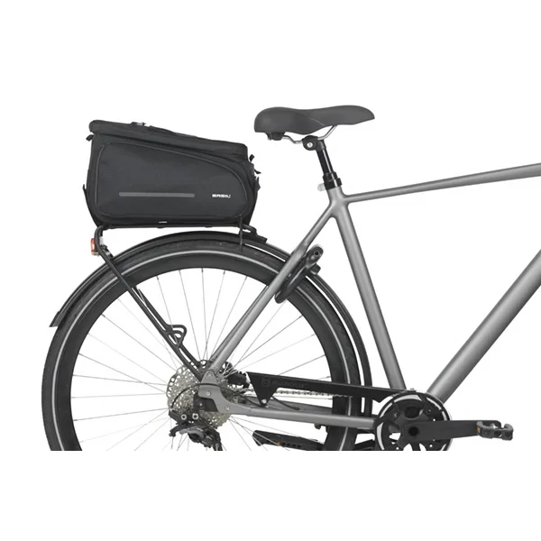 Kép 6/7 - BASIL MOVE TRUNKBAG 10-26L fekete csomagtartó táska