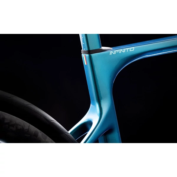 Kép 3/8 - BIANCHI INFINITO PRO Ultegra Di2 12sp kerékpár wattmérővel (2026)