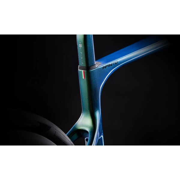 Kép 5/6 - BIANCHI INFINITO PRO Force AXS 12sp kerékpár wattmérővel (2026)