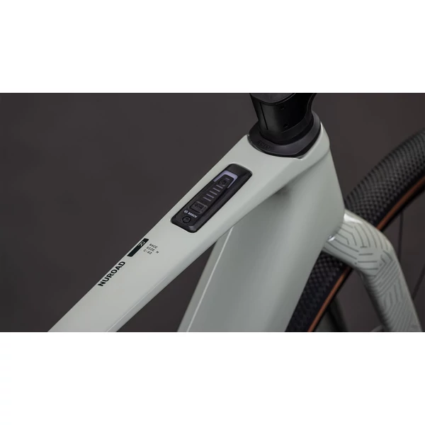 Kép 3/8 - CUBE 26 NUROAD HYBRID C:62 RACE 400X reedbeige'n'black M kerékpár