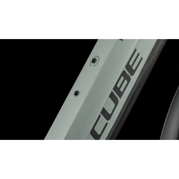 Kép 6/7 - CUBE 24 KATHMANDU HYBRID ONE 625 swampgrey'n'black S/50 cm kerékpár