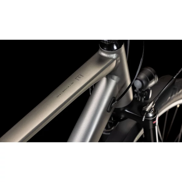 Kép 2/6 - CUBE 25 KATHMANDU EXC grey'n'black 46 cm kerékpár
