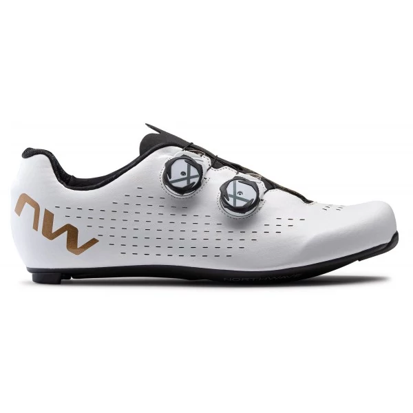 Kép 7/7 - NORTHWAVE REVOLUTION 3 cipő