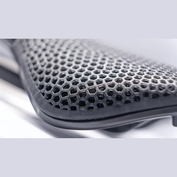 Kép 4/6 - PROLOGO NAGO R4 3D PAS 137mm NACK black nyereg