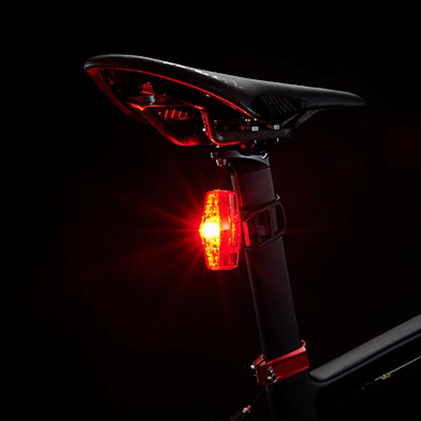 Kép 5/5 - CATEYE VIZ150 TLLD800R 4 funkció 3 LED USB hátsó lámpa