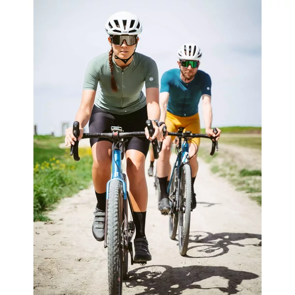 Kép 5/9 - BICYCLE LINE STERRATO S4 női kantáros rövidnadrág