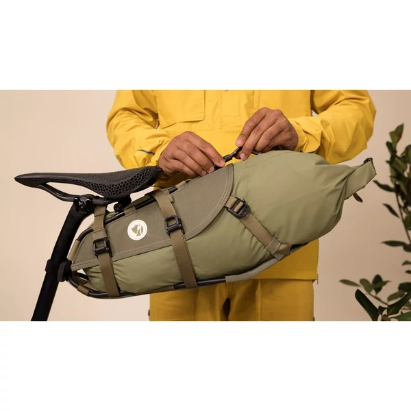 Kép 2/2 - SPECIALIZED x FJALLRAVEN SEATBAG COMBO Black nyeregtáska
